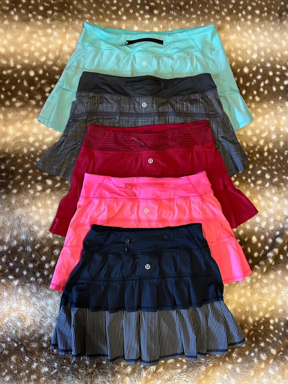 “Vintage” Lululemon Hot Pink Run Pace Setter tennis skirt size 4 - Picture 2 of 9